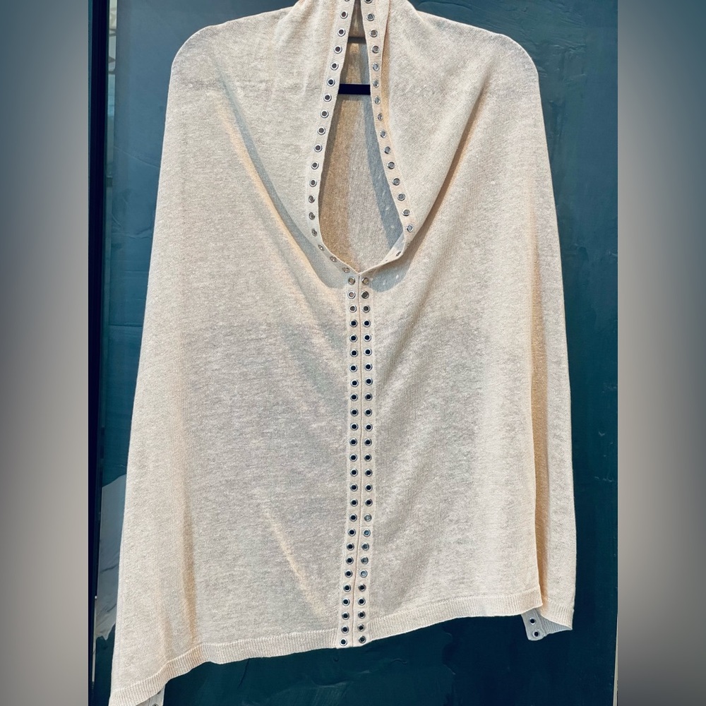 Brand is Cashmere. 100% Linen Beige/Cream Poncho/Wrap OS soft lightweight